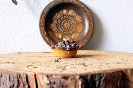 Priestess Herbal Tea Blend of Lotus, Anise, and Turmeric