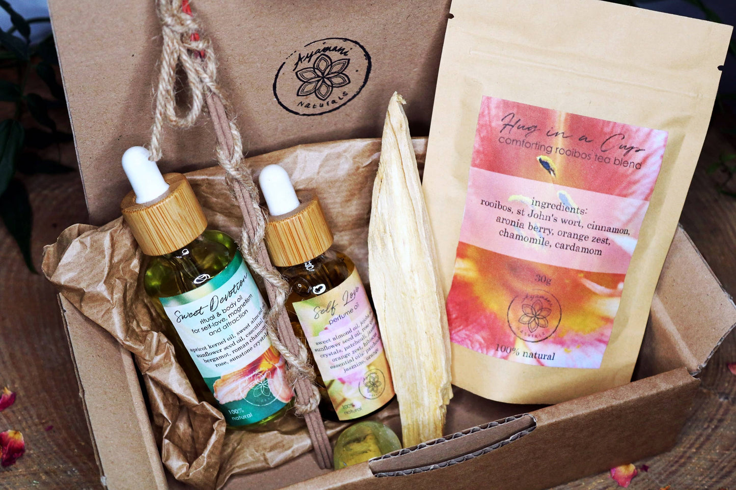 SWEET MOMENTS SELF LOVE KIT MET ROOIBOSTHEE EN LICHAAMSOLIE
