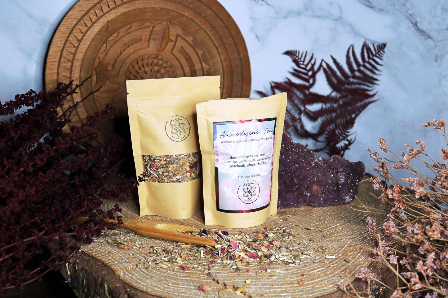 AFRODISIACUMTHEE MET DAMIANA, GINSENG, CACAO
