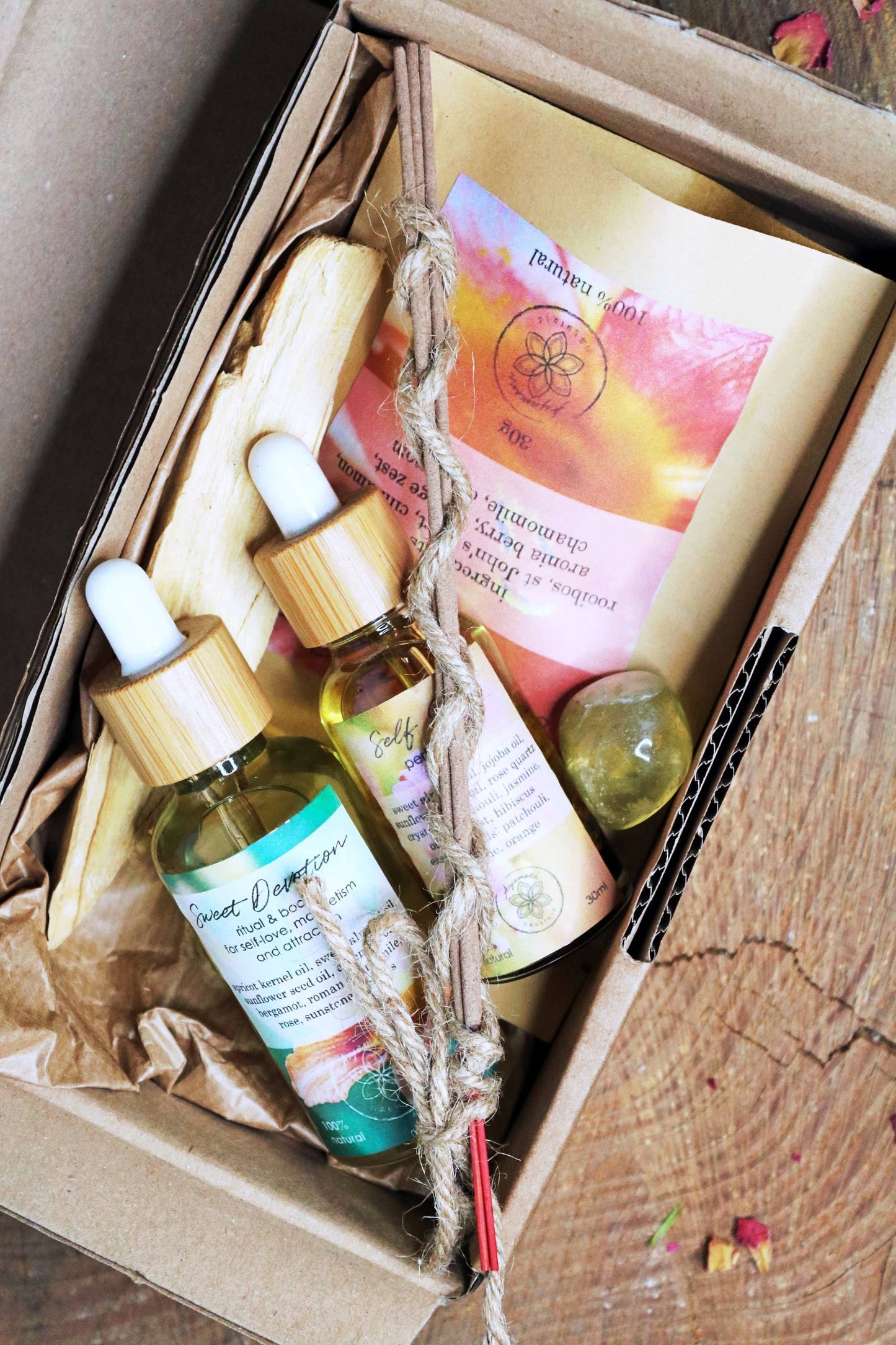 SWEET MOMENTS SELF LOVE KIT MET ROOIBOSTHEE EN LICHAAMSOLIE
