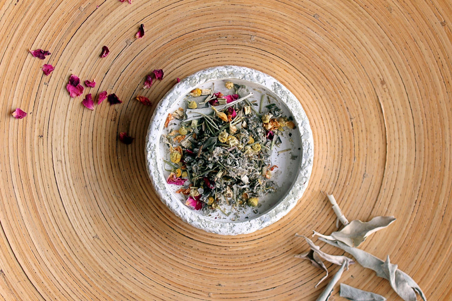 VOLLE MAAN SMUDGE WIEROOK LOSSE BLADEREN